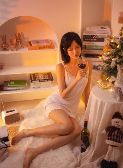欧美名媛毛领大衣_1080P免费观看