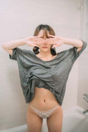 国产微型小挖机_4K在线手机播放