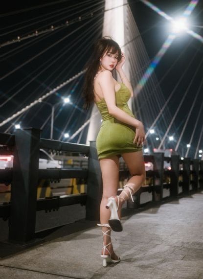 欧美的化妆水_免费观看字幕
